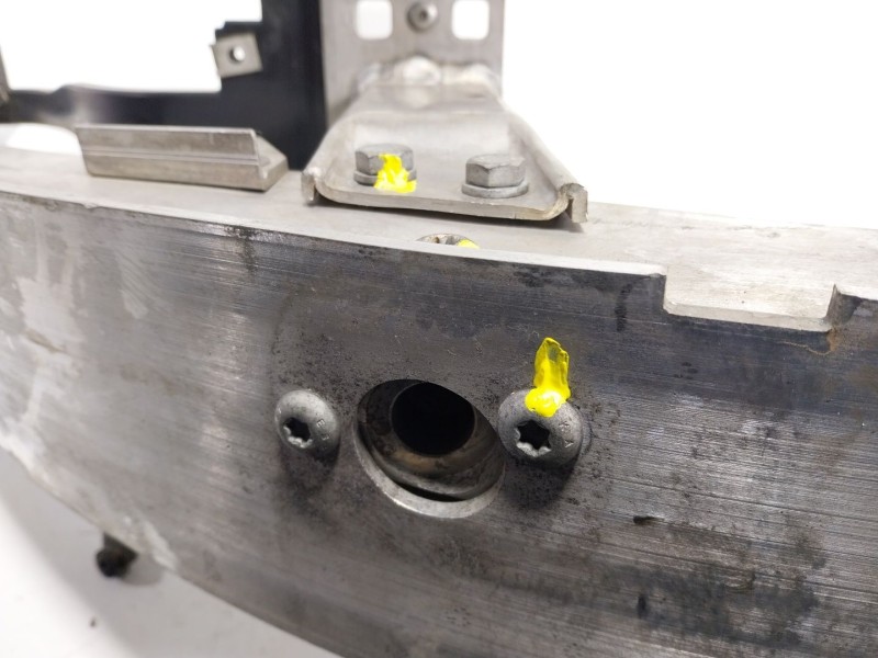 Recambio de refuerzo paragolpes delantero para bmw 6 (e63) 630 i referencia OEM IAM  07E154402 