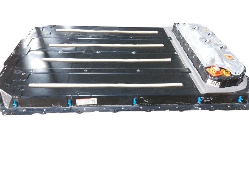 Recambio de bateria para tesla model 3 ev awd referencia OEM IAM  110442900N 