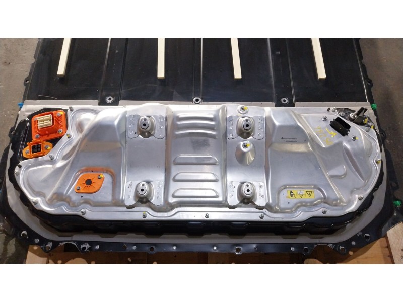 Recambio de bateria para tesla model 3 ev awd referencia OEM IAM  110442900N 