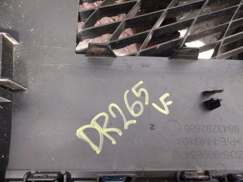 Recambio de paragolpes delantero para peugeot 3008 ii suv (mc_, mr_, mj_, m4_) hybrid 180 referencia OEM IAM   