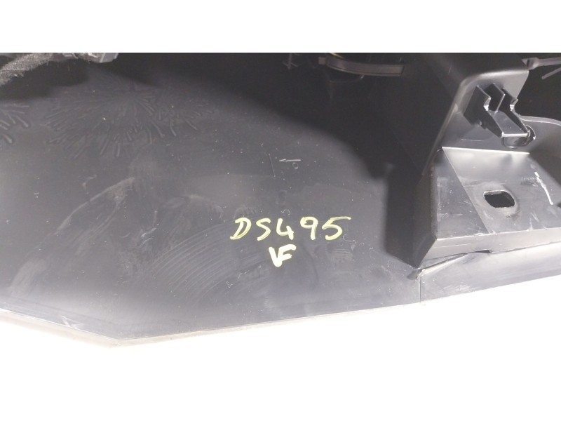 Recambio de apoyabrazos central para volkswagen amarok (t1a, t1b) 2.0 tdi 4motion referencia OEM IAM   