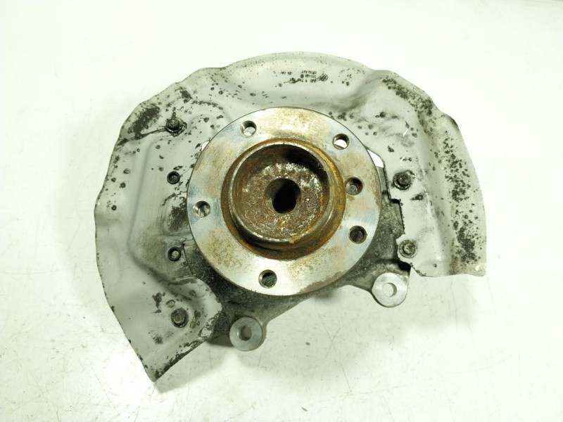 Recambio de mangueta delantera izquierda para bmw 6 (e63) 630 i referencia OEM IAM  6762017 