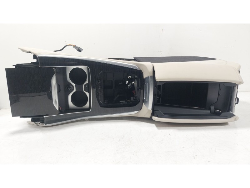 Recambio de apoyabrazos central para bmw x5 (g05, f95) xdrive 30 d mild-hybrid referencia OEM IAM   