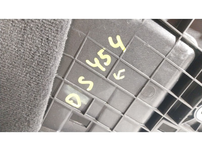 Recambio de apoyabrazos central para bmw x5 (g05, f95) xdrive 30 d mild-hybrid referencia OEM IAM   