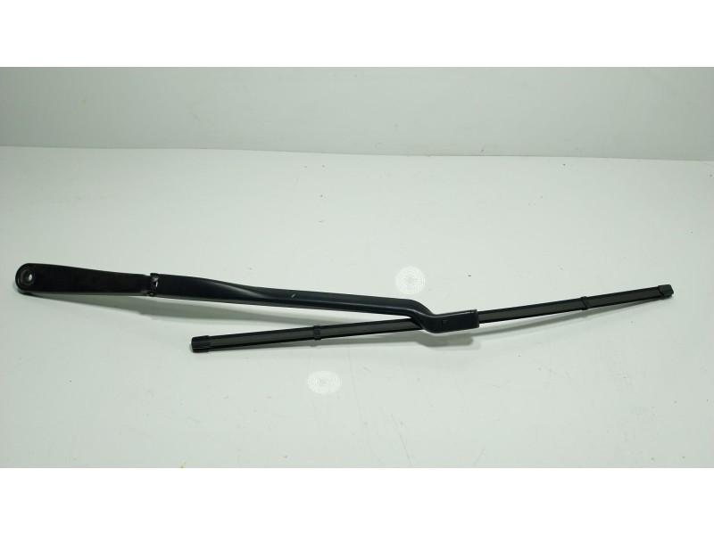 Recambio de brazo limpia delantero izquierdo para bmw 8 coupé (g15, f92) 840 d xdrive referencia OEM IAM   