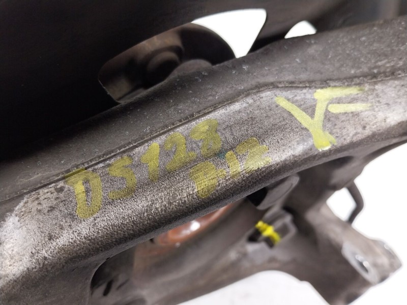 Recambio de mangueta delantera izquierda para opel astra k (b16) 1.4 turbo (68) referencia OEM IAM  13580304 