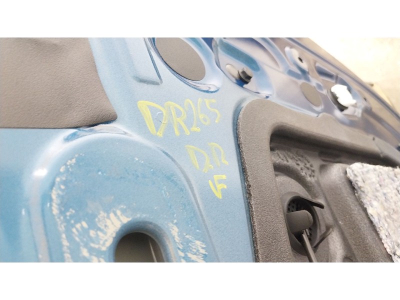 Recambio de puerta delantera derecha para peugeot 3008 ii suv (mc_, mr_, mj_, m4_) hybrid 180 referencia OEM IAM   