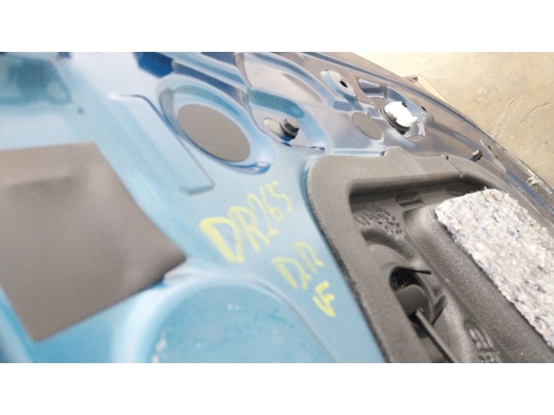 Recambio de puerta delantera derecha para peugeot 3008 ii suv (mc_, mr_, mj_, m4_) hybrid 180 referencia OEM IAM   