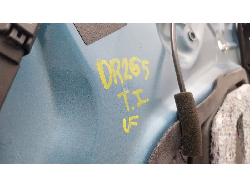 Recambio de puerta trasera izquierda para peugeot 3008 ii suv (mc_, mr_, mj_, m4_) hybrid 180 referencia OEM IAM   