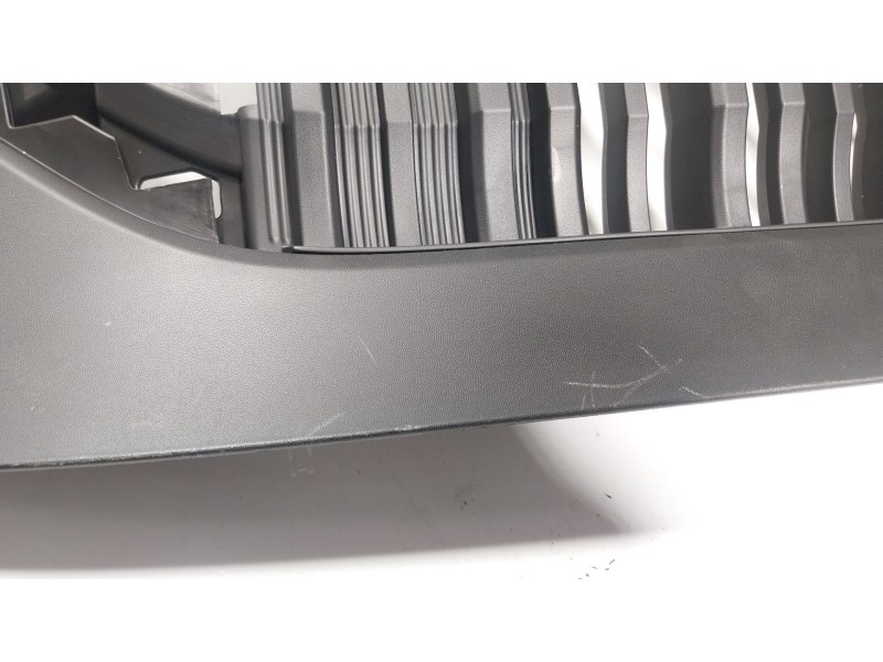 Recambio de rejilla para renault master iv 2.3 dci diesel fap energy cat referencia OEM IAM 623106263R  