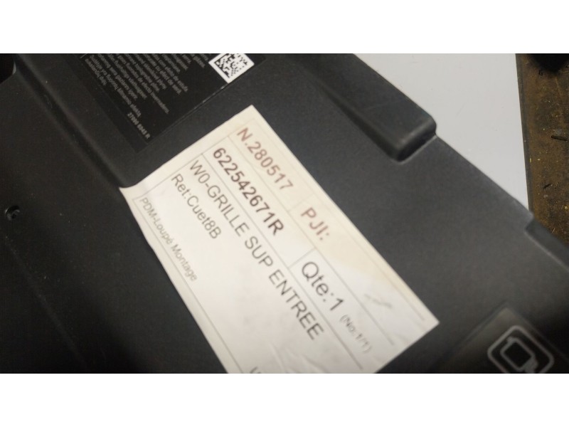 Recambio de rejilla para renault master iv 2.3 dci diesel fap energy cat referencia OEM IAM 622542671R  