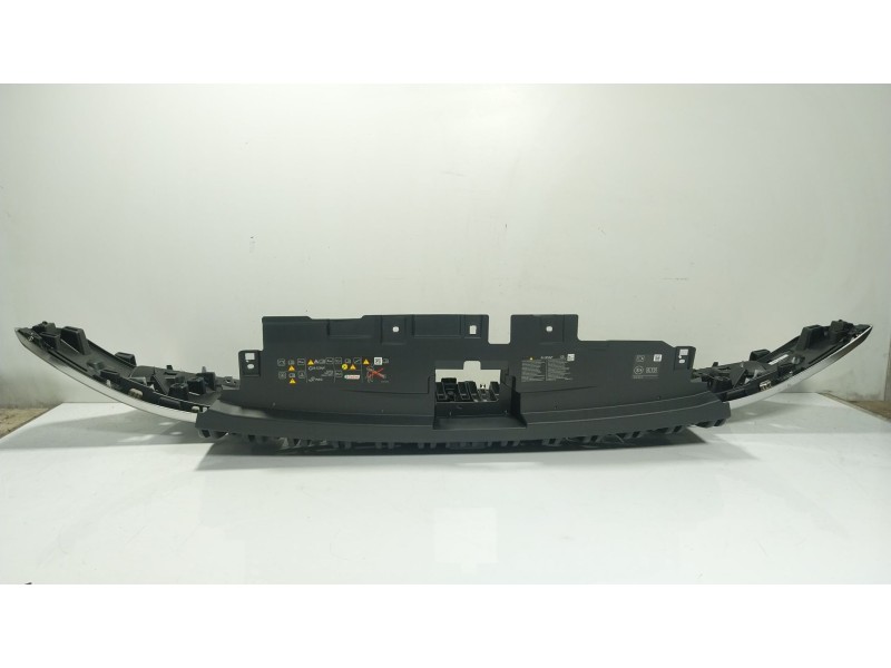 Recambio de rejilla para renault master iv 2.3 dci diesel fap energy cat referencia OEM IAM 623106263R  