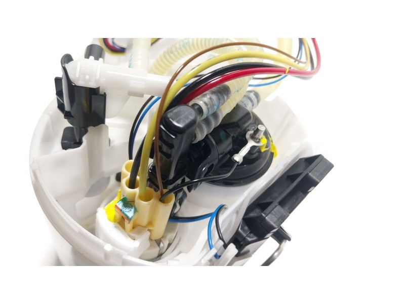 Recambio de aforador para bmw z4 roadster (g29) sdrive 20 i referencia OEM IAM 16117475431 747543111 