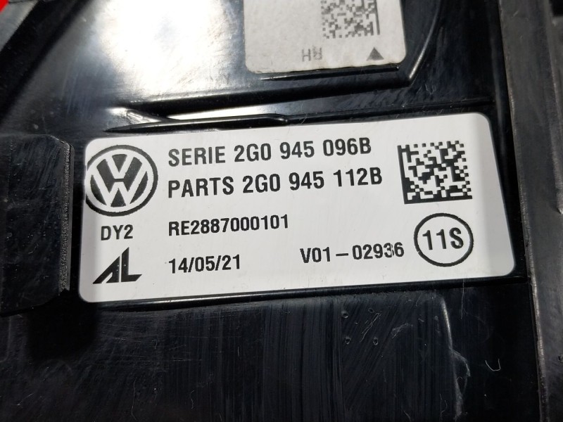 Recambio de piloto trasero derecho para volkswagen polo vi (aw1, bz1, ae1) 1.0 tsi referencia OEM IAM  2G0945096B 