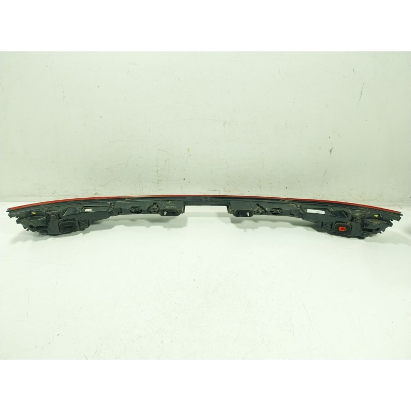 Recambio de piloto trasero central para audi q4 sportback (f4n) 50 e-tron quattro referencia OEM IAM  89A945095B 