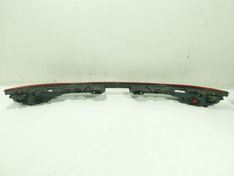 Recambio de piloto trasero central para audi q4 sportback (f4n) 50 e-tron quattro referencia OEM IAM  89A945095B 