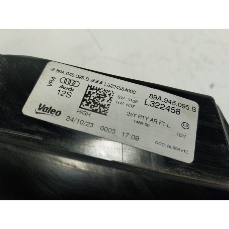 Recambio de piloto trasero central para audi q4 sportback (f4n) 50 e-tron quattro referencia OEM IAM  89A945095B 