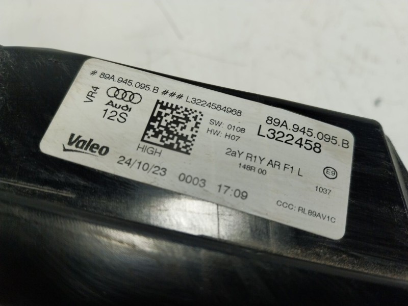 Recambio de piloto trasero central para audi q4 sportback (f4n) 50 e-tron quattro referencia OEM IAM  89A945095B 