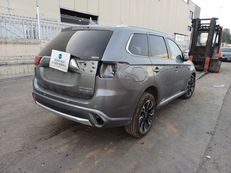 mitsubishi outlander iii (gg_w, gf_w, zj, zl, zk) del año 2018