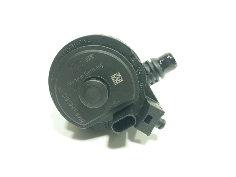 Recambio de bomba agua para bmw 8 coupé (g15, f92) 840 d xdrive referencia OEM IAM  8840613 