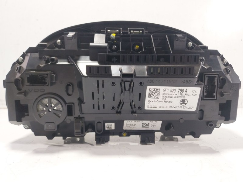 Recambio de cuadro instrumentos para skoda octavia iii combi (5e5, 5e6) 2.0 tdi referencia OEM IAM  5E0920790A 