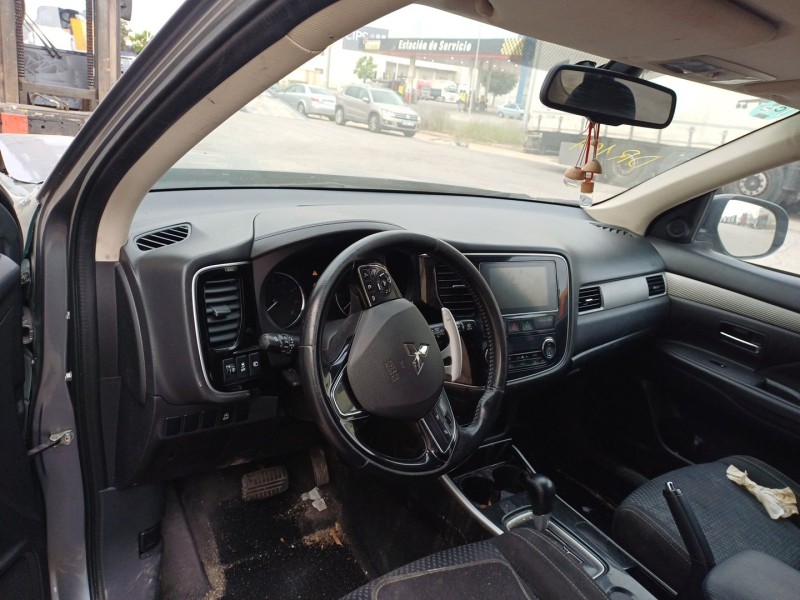 mitsubishi outlander iii (gg_w, gf_w, zj, zl, zk) del año 2017