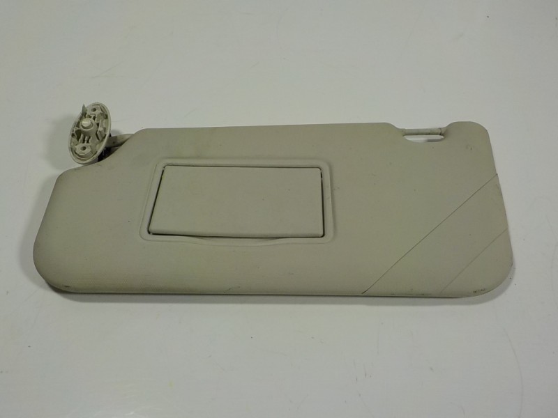 Recambio de parasol izquierdo para ford focus lim. 1.0 ecoboost cat referencia OEM IAM 1894721  