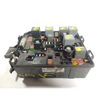 CAJA RELES / FUSIBLES 94520912 