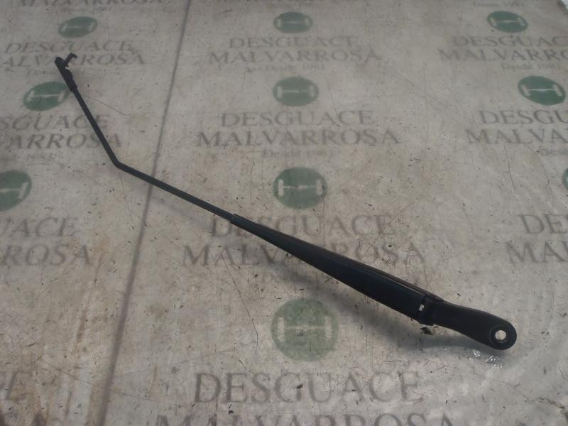 Recambio de brazo limpia delantero izquierdo para peugeot 207 1.4 16v cat (kfu / et3j4) referencia OEM IAM   
