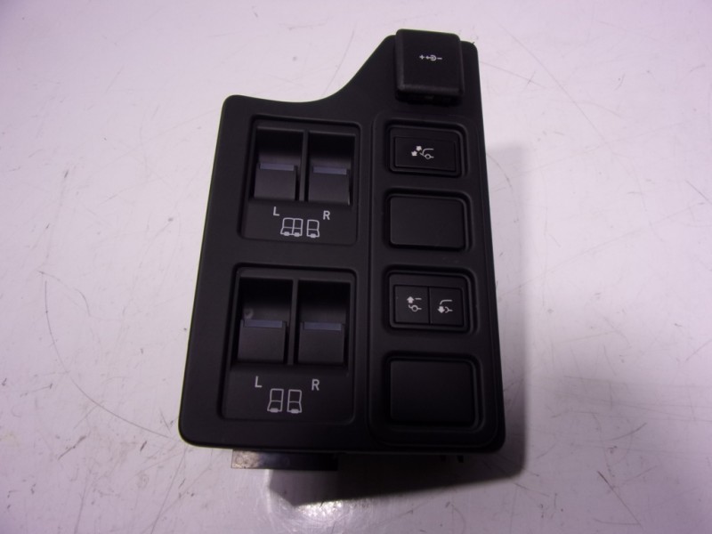 Recambio de mando multifuncion para land rover new discovery l462 3.0 d referencia OEM IAM LR141281 HY32237B66EE LR081322