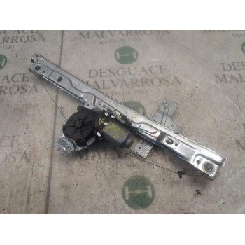 ELEVALUNAS DELANTERO DERECHO 