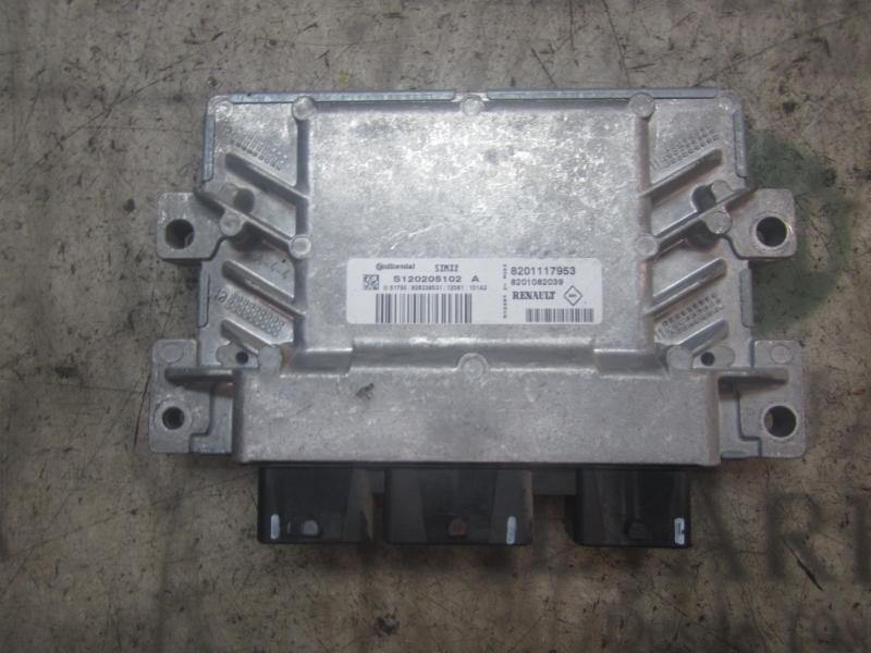 Recambio de centralita motor uce para dacia sandero 1.2 16v cat referencia OEM IAM 8201117953 8201117953 