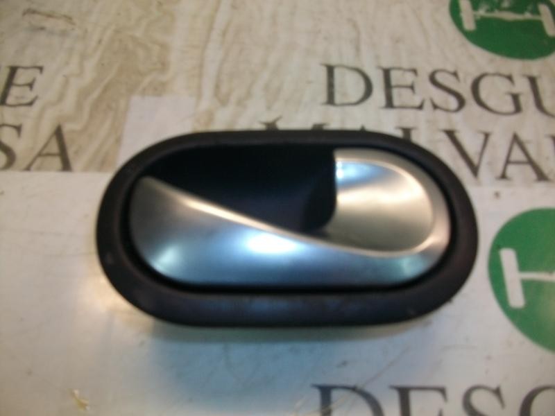 Recambio de maneta interior delantera derecha para renault megane ii berlina 5p confort authentique referencia OEM IAM   