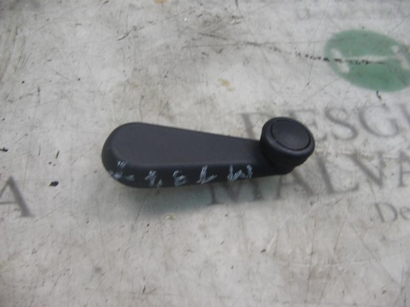 Recambio de maneta elevalunas trasera izquierda para mg serie 200 (rf) 220 sd (5-ptas.) referencia OEM IAM   