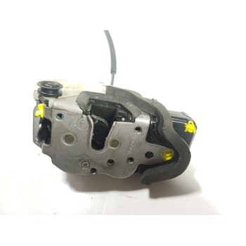 CERRADURA PUERTA TRASERA DERECHA 13579546 