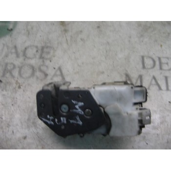 CERRADURA PUERTA TRASERA IZQUIERDA 