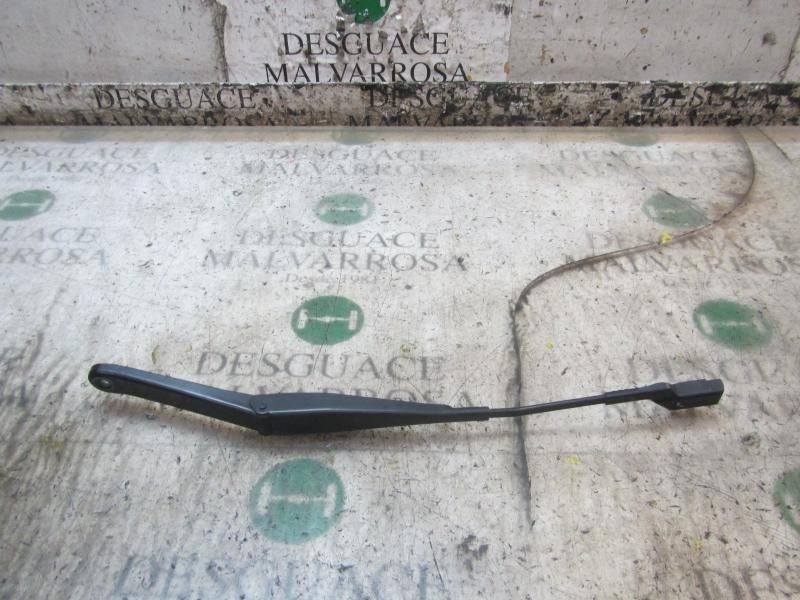 Recambio de brazo limpia delantero izquierdo para ford fiesta (cb1) 1.25 16v cat referencia OEM IAM 2026776  