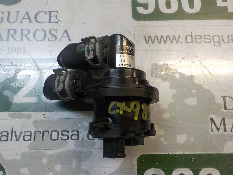 Recambio de motor electrico de agua para toyota rav 4 advance hybrid referencia OEM IAM 8720048110 0641001301 0641001301
