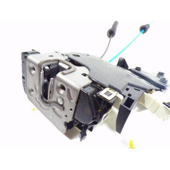 CERRADURA PUERTA TRASERA IZQUIERDA A2047302735 A0997300135 