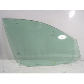 CRISTAL PUERTA DELANTERO DERECHO A2047251810 