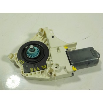 MOTOR ELEVALUNAS DELANTERO DERECHO 8K0959802C 8K0959802C 