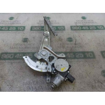 ELEVALUNAS DELANTERO DERECHO 5713A088 