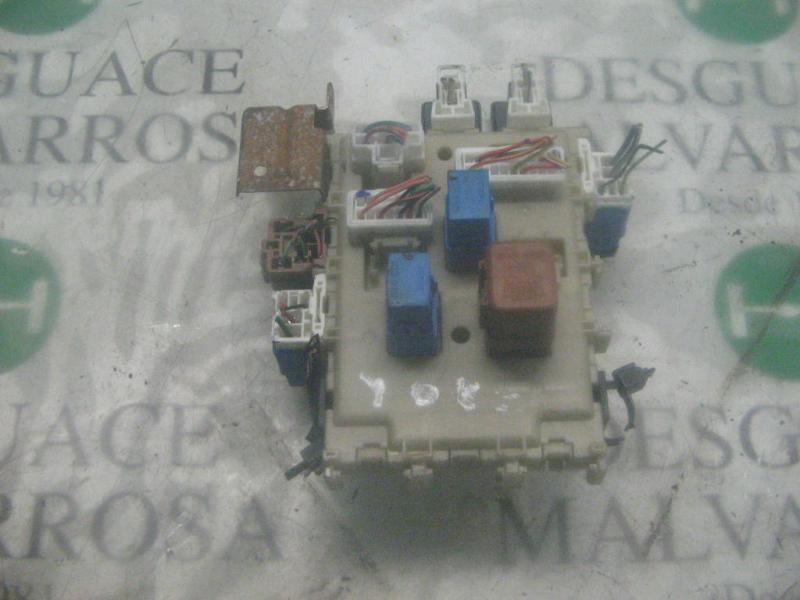 Recambio de caja reles / fusibles para nissan primera berlina (p12) acenta referencia OEM IAM   