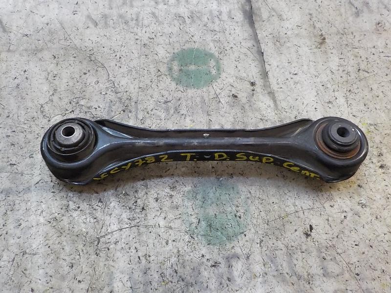 Recambio de brazo suspension superior trasero derecho para bmw serie 3 berlina (e90) 320d referencia OEM IAM 33322406292  