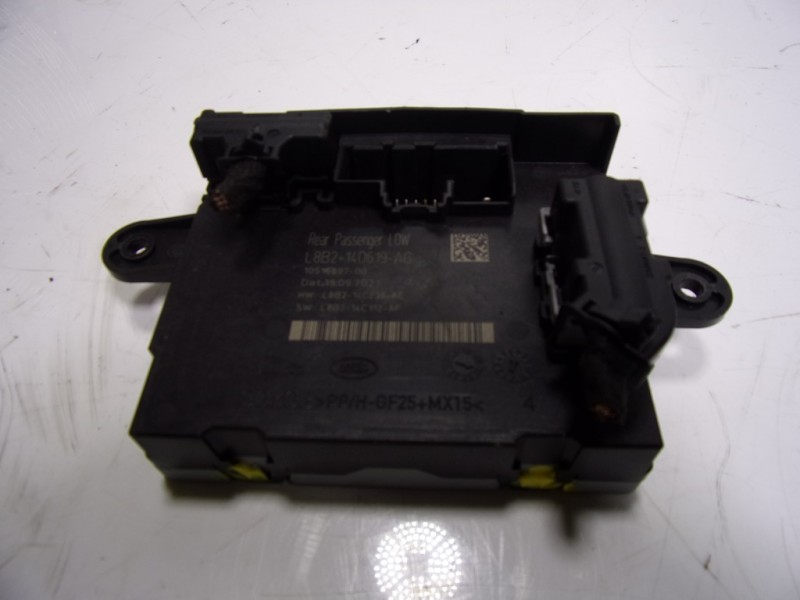 Recambio de modulo electronico para land rover new discovery l462 3.0 d referencia OEM IAM LR170985 L8B214D619AG 