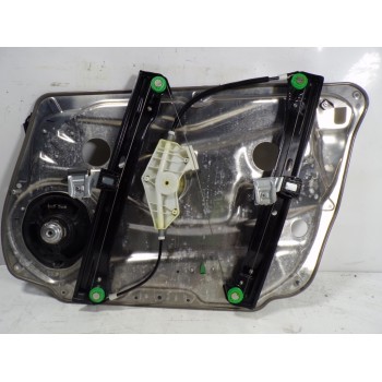 ELEVALUNAS DELANTERO IZQUIERDO A2047200579 A2047660139 