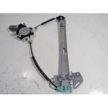 ELEVALUNAS DELANTERO DERECHO 824601W000 