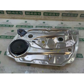 ELEVALUNAS DELANTERO DERECHO A2047200679 18T247 