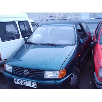 VOLKSWAGEN POLO BERLINA (6N1)