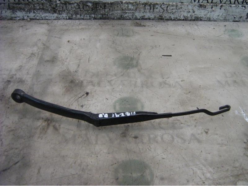 Recambio de brazo limpia delantero derecho para nissan primera berlina (p11) gx referencia OEM IAM   